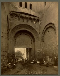 Le Caire. Bab-el-Foutouh - Bonfils. LCCN2004668073