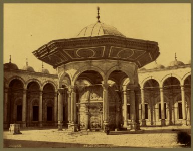 Le Caire. Mosque Mohammad Ali fontaine des ablution - Bonfils. LCCN2004666817