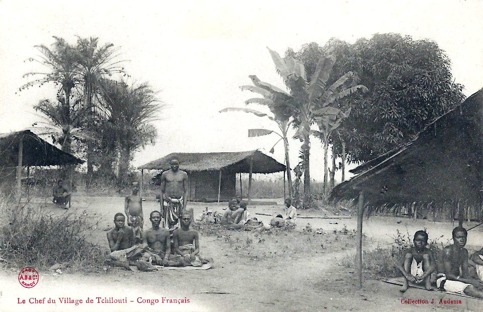 Le chef du village de Tchilouti-Congo Français