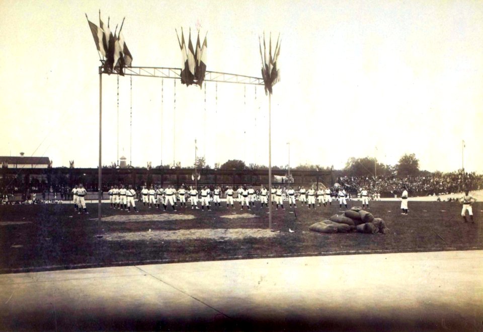 Le concours de gymnasqique des JO 1900, au vélodrome municipal de Vincennes - p.25