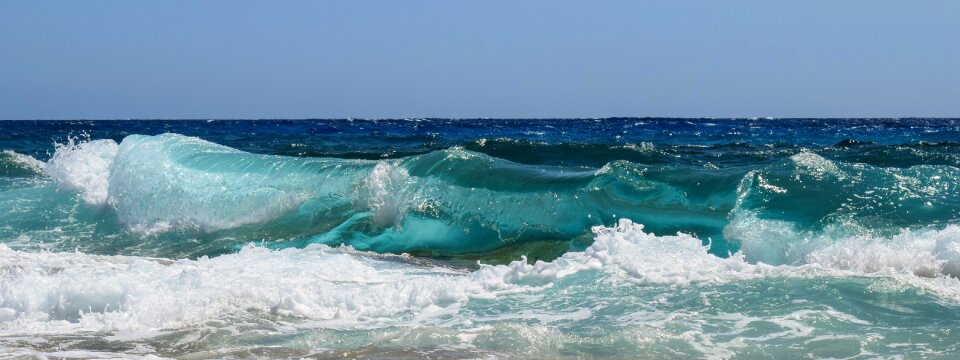 Spray sea nature