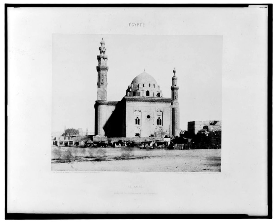 Le Kaire - mosquée du Sultan Haçan (le tombeau) - Félix Teynard. LCCN2001695249