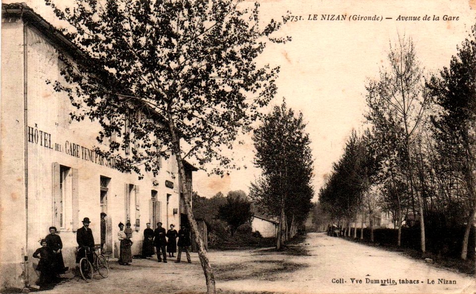Le Nizan - avenue de la Gare 1