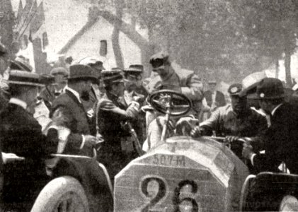 Le Comte Eliott Zborowsky, quatrième du Paris-Vienne 1902 sur Mercedes