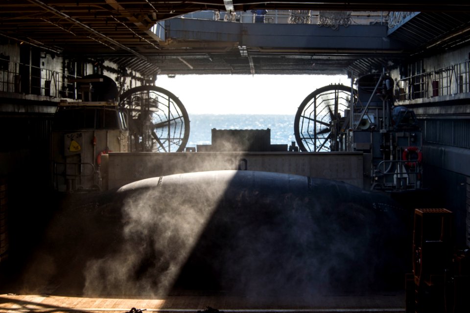 LCAC 30 departs USS Germantown 141023-N-LP801-011