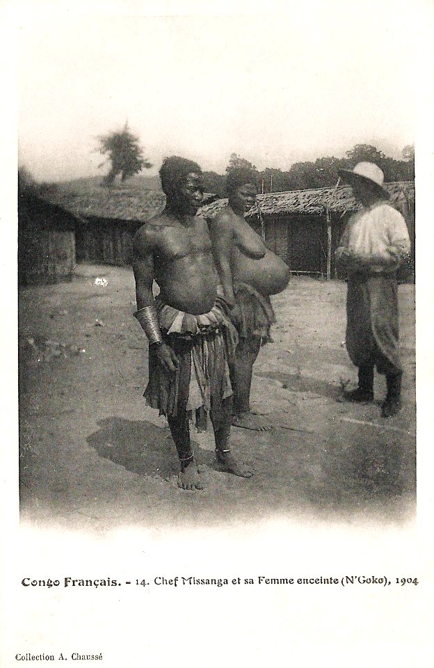 Le chef Missanga et sa femme enceinte (N'Goko)-1904