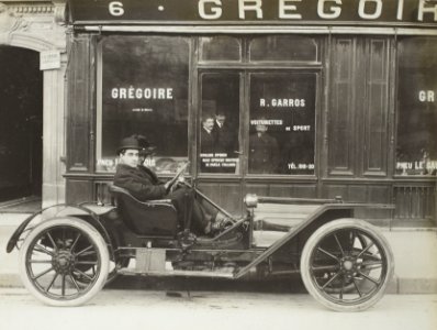 Le pignon sur rue des voiturettes Grégoire à Paris (1909)