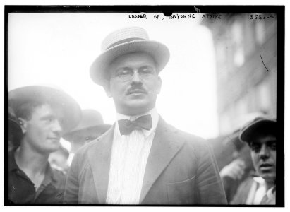 Leader of Bayonne strike LCCN2014699527