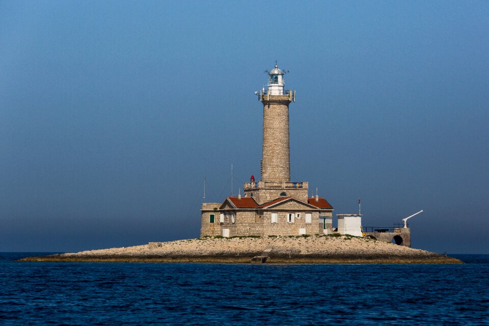 Maritime daymark sky