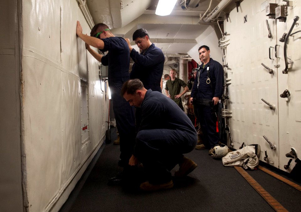 LE Marines conduct detainee training (35477335331)