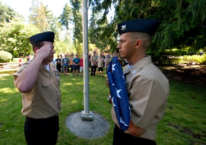 Learning to Fly the Flag 160729-N-WX604-074