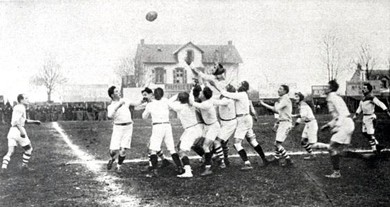 Le Stadoceste tarbais, champion d'Armagnac-Bigorre le 26 décembre 1921 à domicile face à Lourdes (3-0)