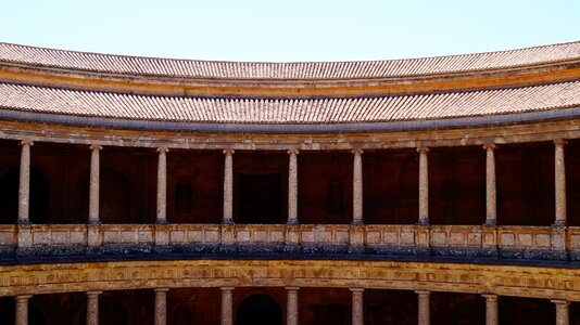 Palace columns history photo