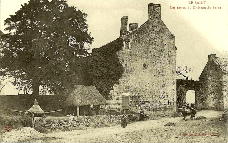 Le Saint les restes du château