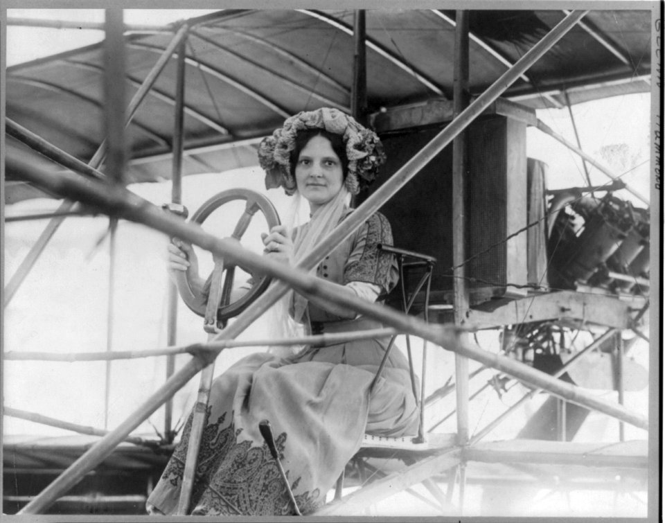 Lena Pearl Neff Curtiss, wife of Glenn Hammond Curtiss LCCN2002721446