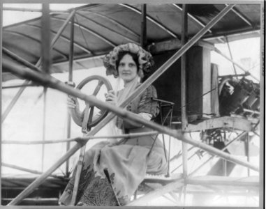 Lena Pearl Neff Curtiss, wife of Glenn Hammond Curtiss LCCN2002721446