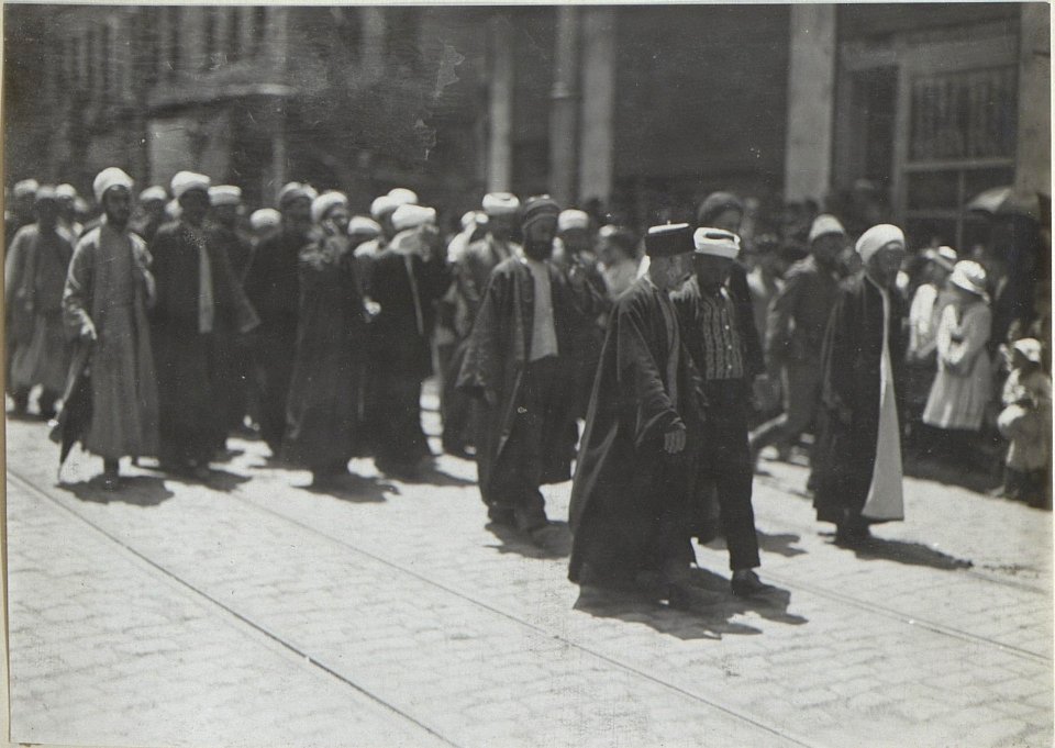 Leichenbegängnis des Sultans. (BildID 15675410)