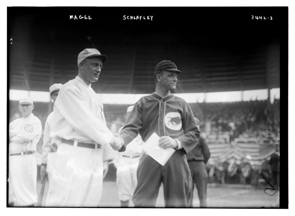 Lee Magee, manager, Brooklyn Federal League & Larry Schlafly, manager, Buffalo Federal League (baseball) LCCN2014698770