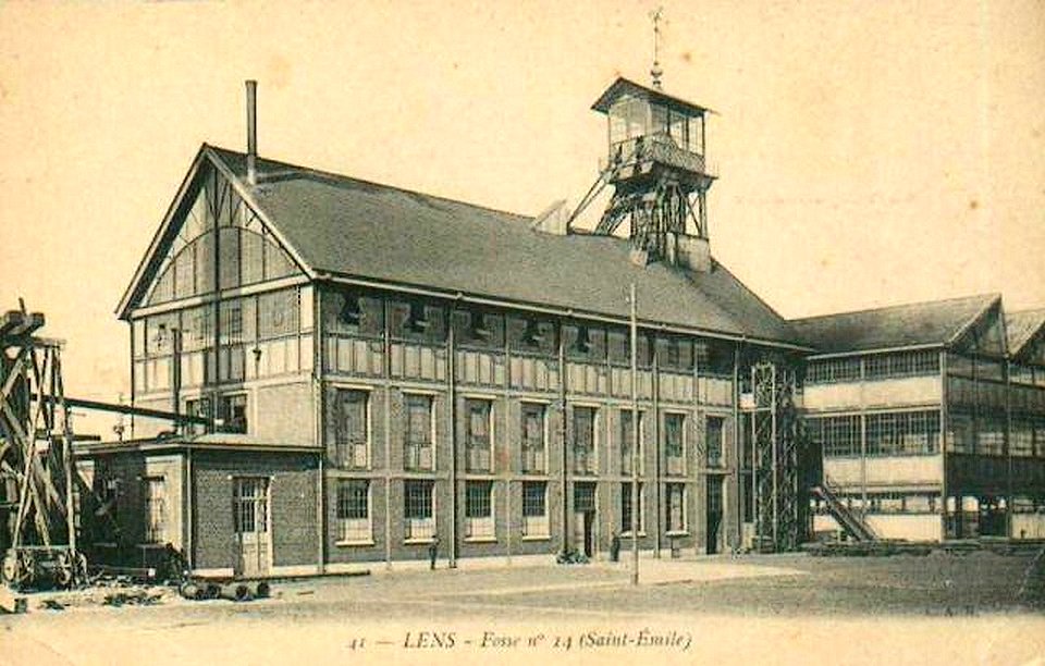 Lens - Fosse n° 14 des Mines de Lens (01)