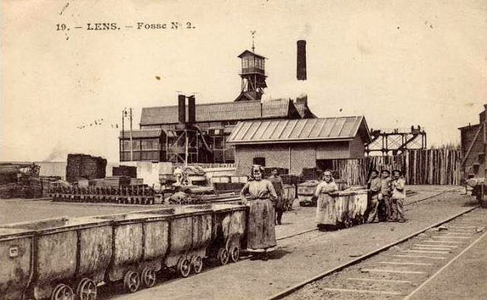 Lens - Fosse n° 2 - 2 bis des Mines de Lens (01)