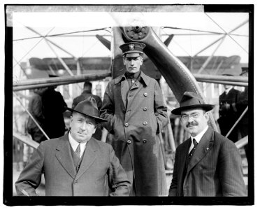 Left- Willfred W. Lufkin, Mass.; Center- Commander Albert C. Read, N.C. 4; Right- John Jacob Rogers, Mass. LCCN2016819730