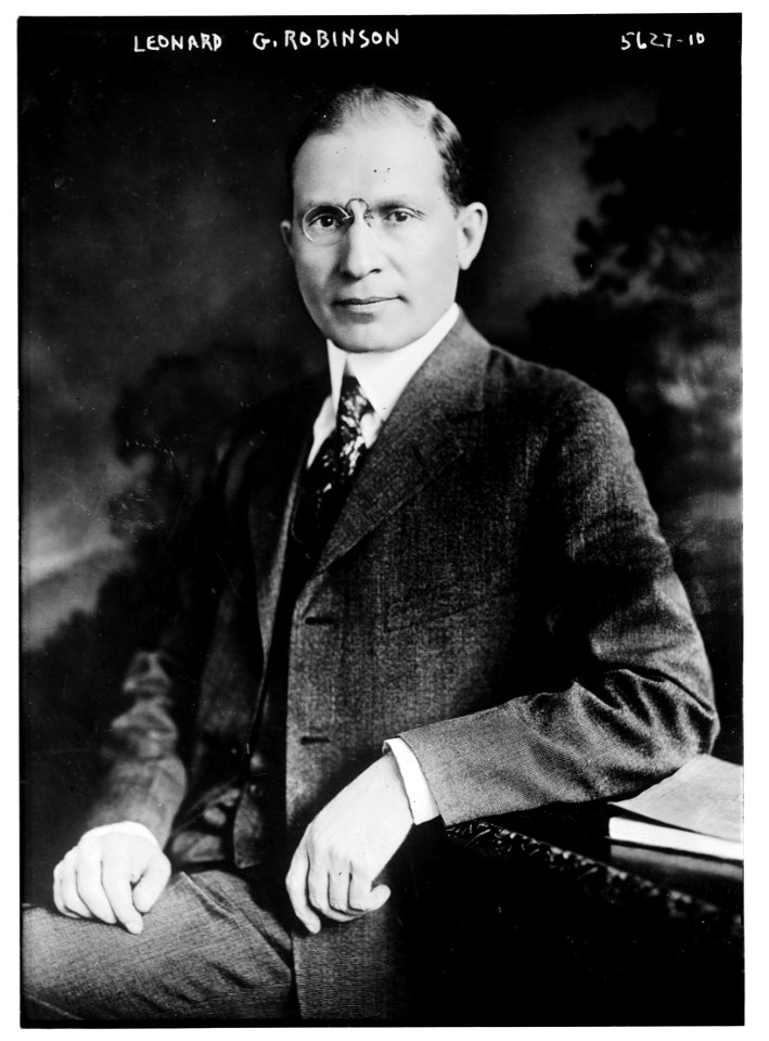 Leonard G. Robinson LCCN2014713768