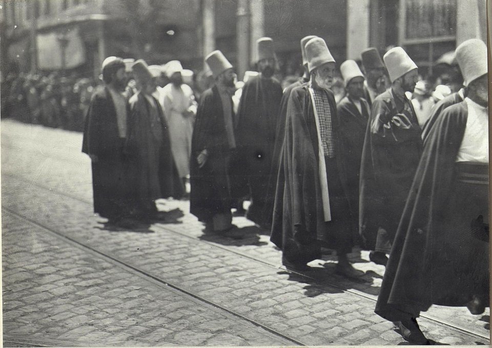 Leichenbegängnis des Sultans. (BildID 15675424)