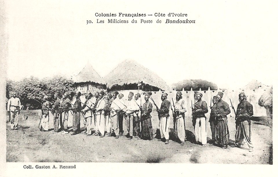 Les miliciens du poste de Bondoukou (Côte d'Ivoire)