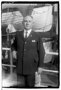 Leon Reich LCCN2014718835