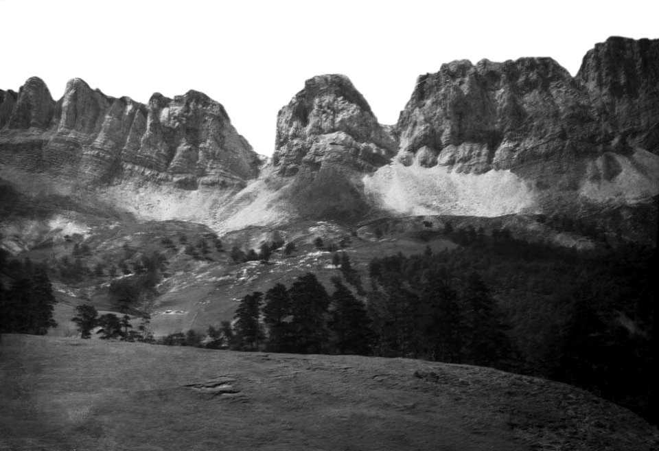 Les muntanyes de Peñas Forcas (Restored)