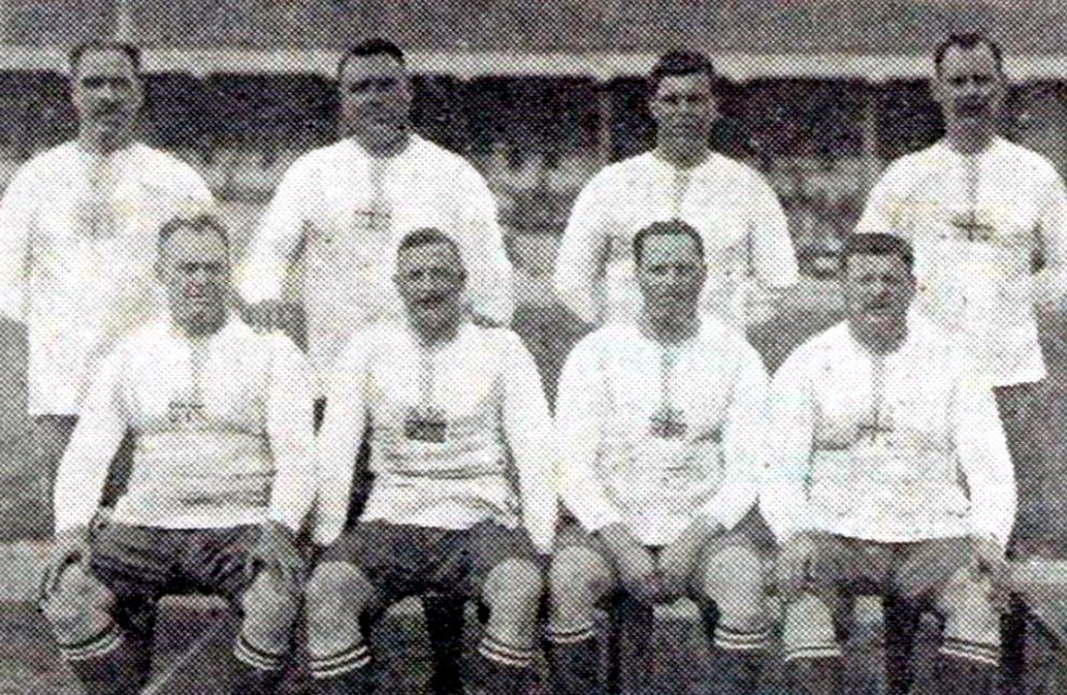 Les policemen de Londres vainqueurs du tir à la corde aux JO de 1920 (comme en 1908 à Londres)
