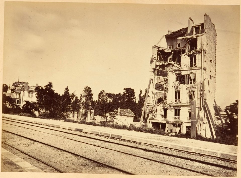 Les Ruines de Paris et de ses Environs 1870-1871, Cent Photographies, Premier Volume. DP161609