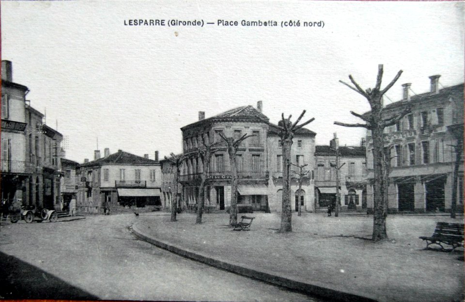 Lesparre - place Gambetta 4