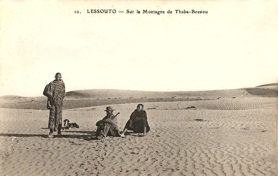 Lessouto-Sur la montagne de Thaba-Bossiou