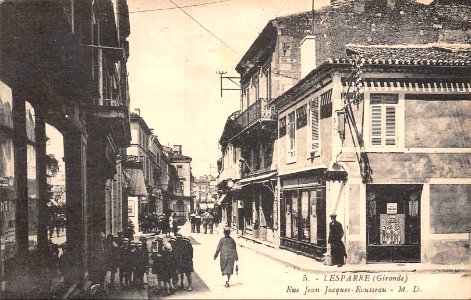 Lesparre - rue J-J Rousseau 3