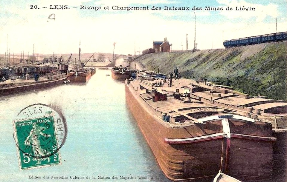 Lens - Rivage et chargement des bateaux des mines de Liévin (B)