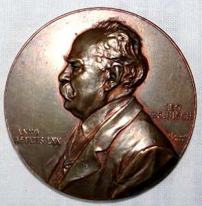 Leo Simon Reinisch Ehrenmedaille Vorderseite