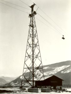 Letzte Seilbahnstütze 42 m hoch - Magnesitbergwerk Tux