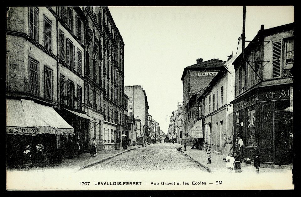 Levallois-Perret.Rue Gravel et écoles