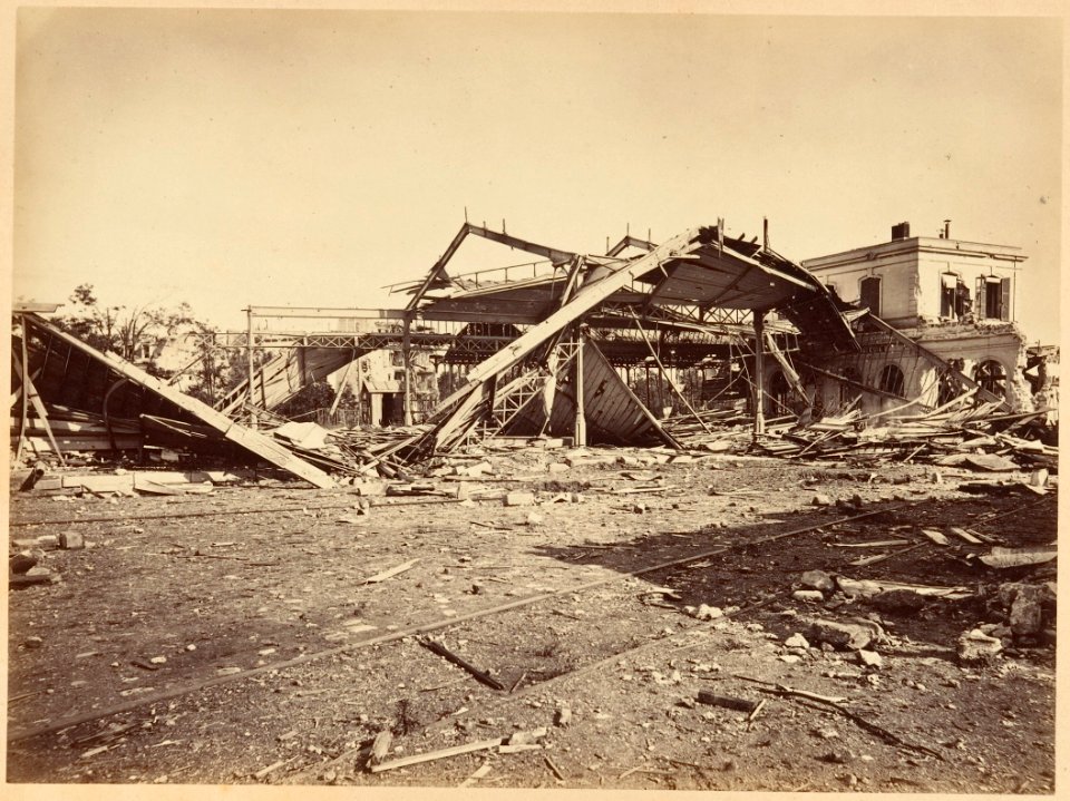 Les Ruines de Paris et de ses Environs 1870-1871, Cent Photographies, Premier Volume. DP161608