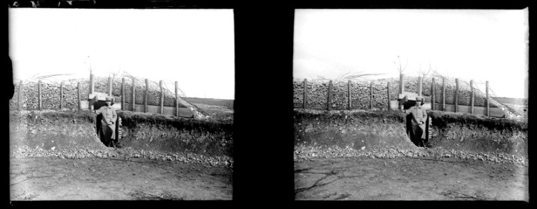 Les Sartelles. Abri R.B. - Fonds Berthelé - 49Fi407