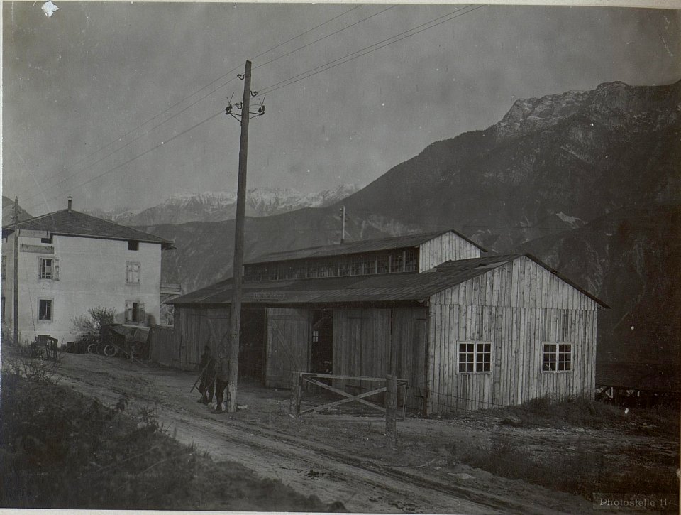Levico. Auto-Reserve.Werkstätte. (BildID 15648569)