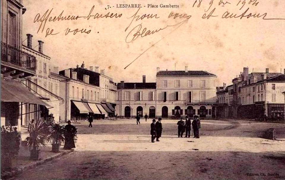Lesparre - place Gambetta 2