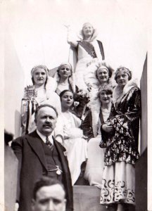 Les reines de la Mi-Carême au Carnaval de Paris 1931