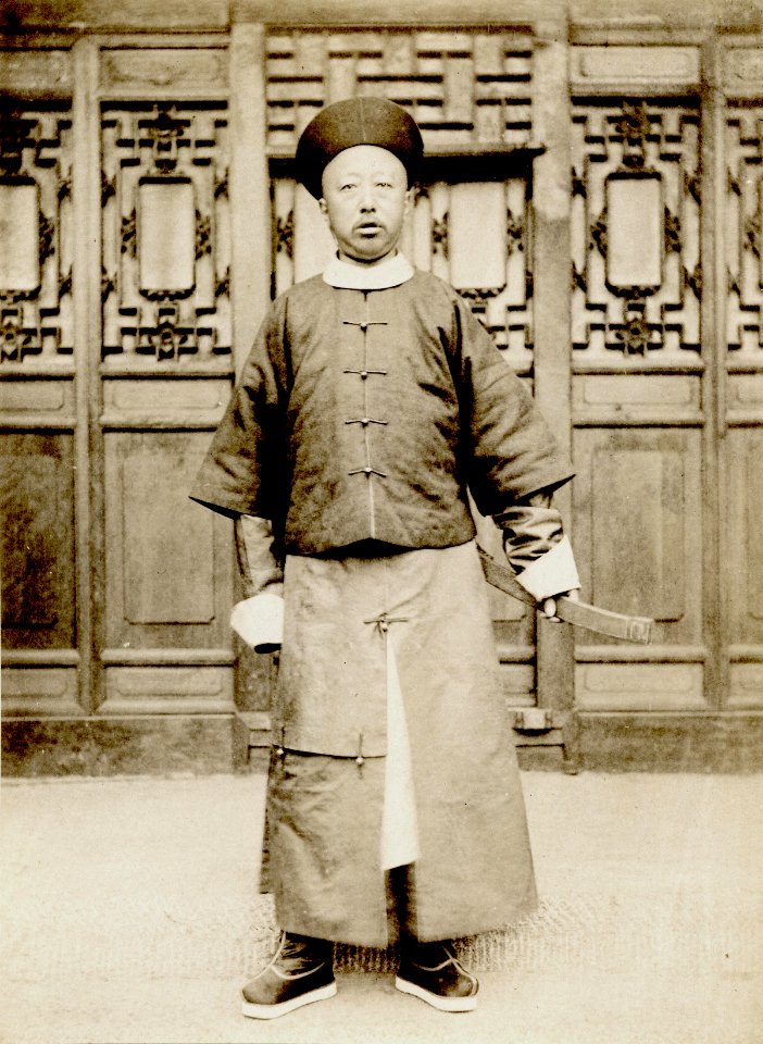Liang Shitai Prince Chun