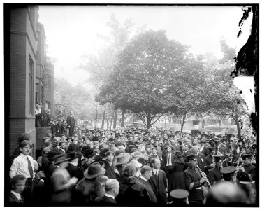 Liberty Loan group, Hotel Gordon LOC hec.13705