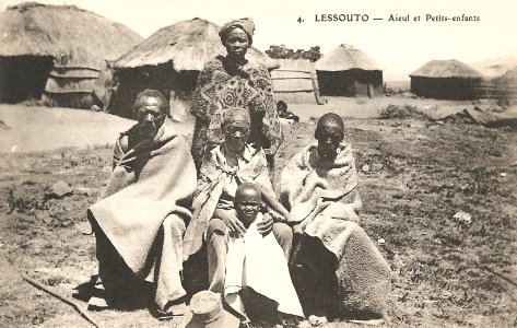 Lessouto-Aïeul et petits-enfants