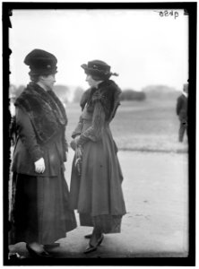LIBERTY LOANS. McADOO, MRS. WILLIAM GIBBS, NEE ELEANOR WILSON LOC hec.09827
