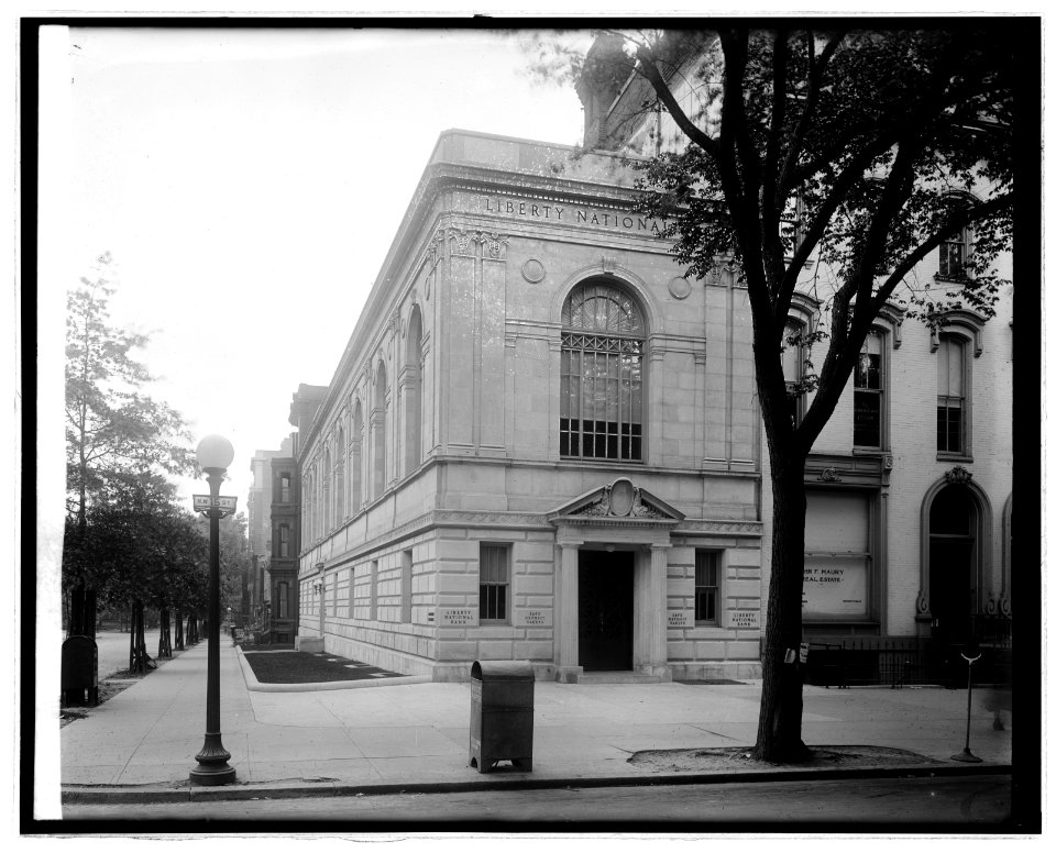 Liberty Nat. Brank, exterior LCCN2016851973