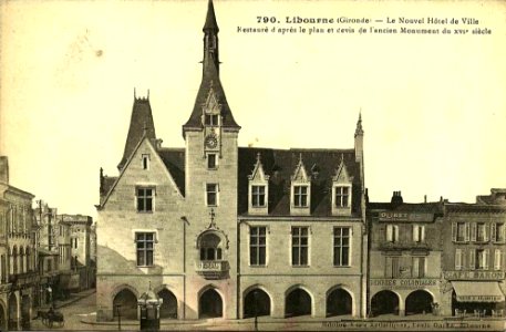 Libourne Hôtel de ville 12
